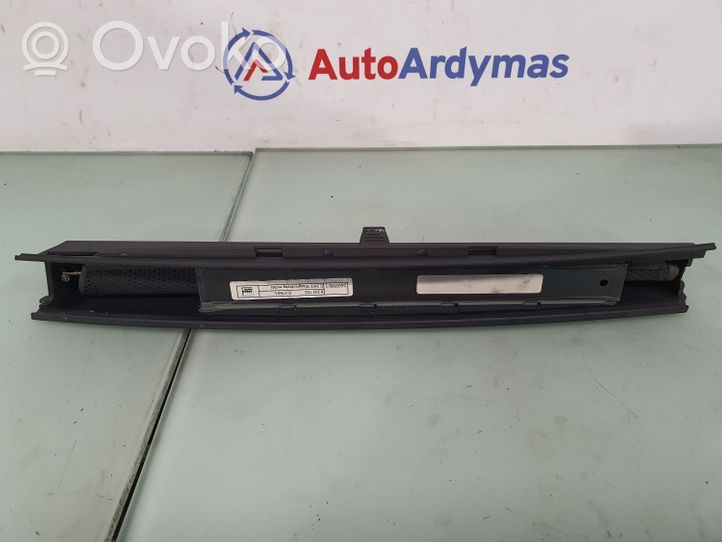 BMW 5 E39 Rear door sun blind/shade 8225722