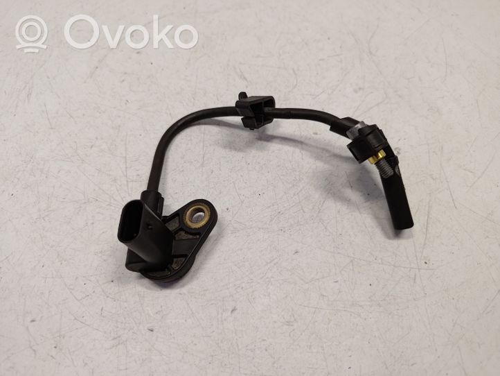 BMW 5 F10 F11 Kloķvārpstas apgriezienu sensors 7582842