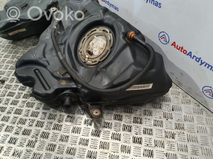 BMW 5 GT F07 Réservoir de carburant 16117268031