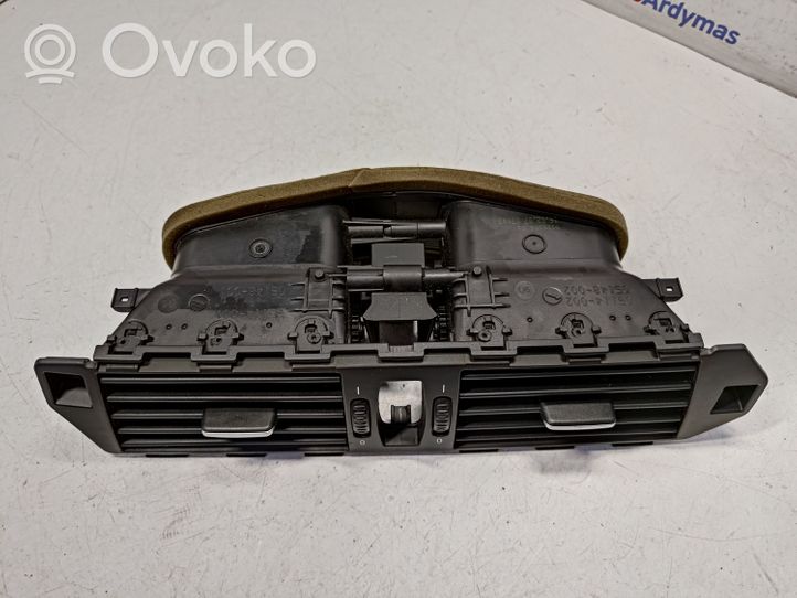 BMW 5 E60 E61 Centrālais gaisa ventilācijas režģis 6910734