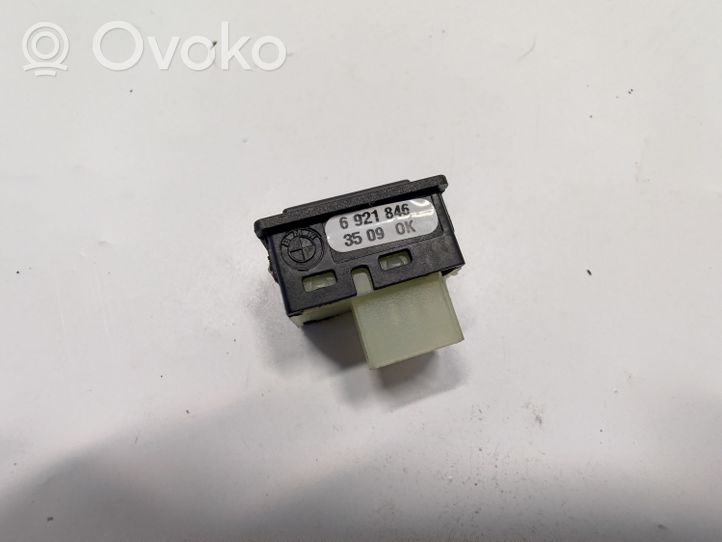 BMW M3 Tailgate opening switch 6921846