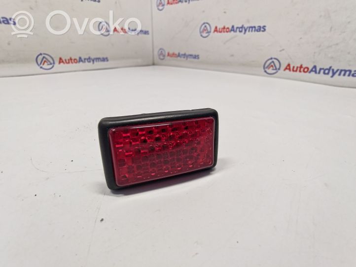 BMW 7 E38 Luce interna per portiera anteriore 8352269