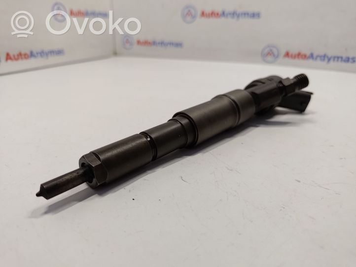 BMW 5 E39 Fuel injector 7785985