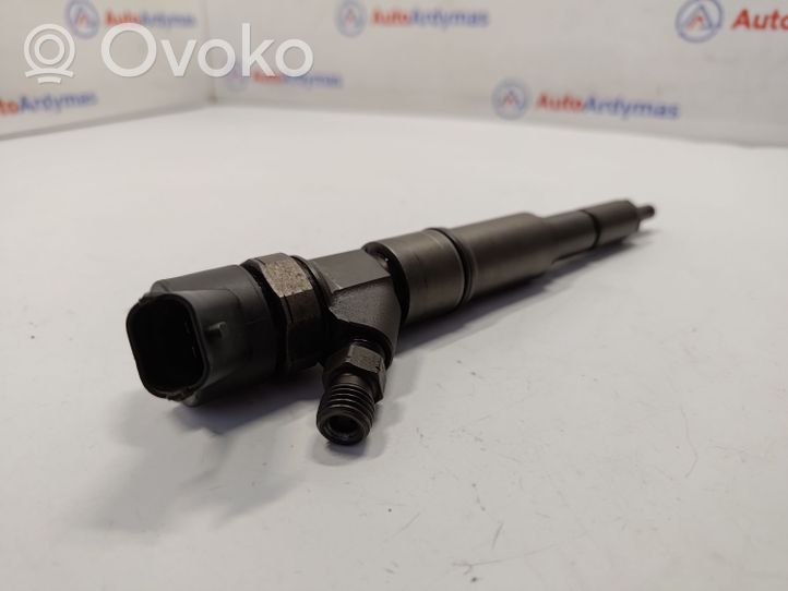 BMW 5 E39 Fuel injector 7785985