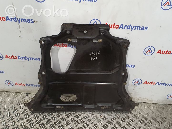 BMW 3 F30 F35 F31 Priekinės važiuoklės dugno apsauga 31106863798