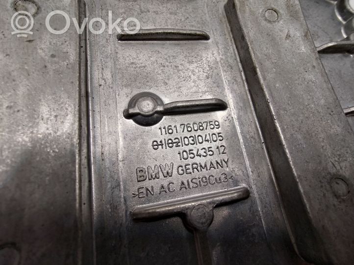 BMW 2 F22 F23 Kita variklio skyriaus detalė 11617608759