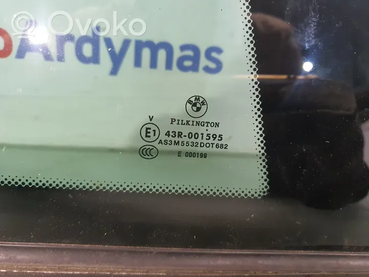 BMW 1 E81 E87 Szyba karoseryjna tylna 51377190338