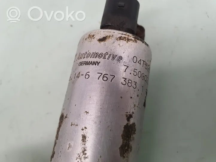 BMW 5 E39 Fuel injection high pressure pump 6767383