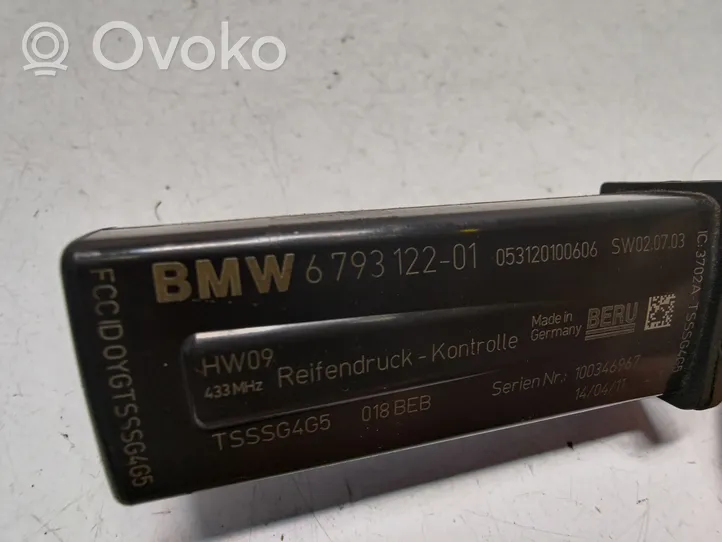 BMW X5 E70 Rengaspaineen valvontayksikkö 6793122