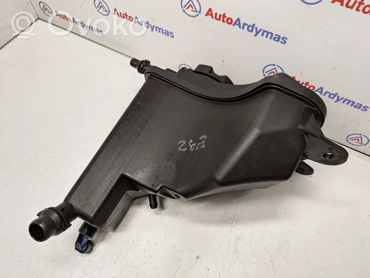 BMW 3 E92 E93 Coolant expansion tank/reservoir 17137810592