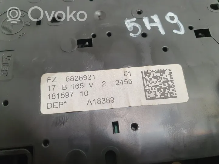 BMW 3 F30 F35 F31 Priekinių vietų apšvietimo žibintas 6826921