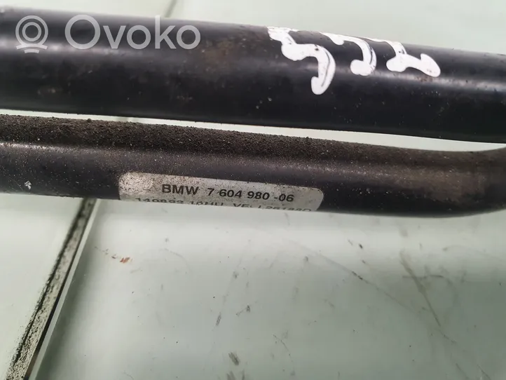 BMW 3 F30 F35 F31 Przewód / Wąż chłodnicy oleju skrzyni biegów 7604980