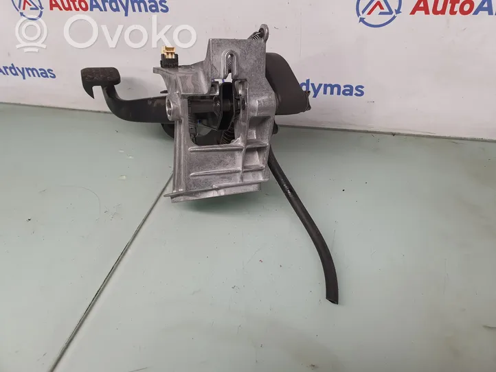 BMW 3 F30 F35 F31 Pedal assembly 6895677