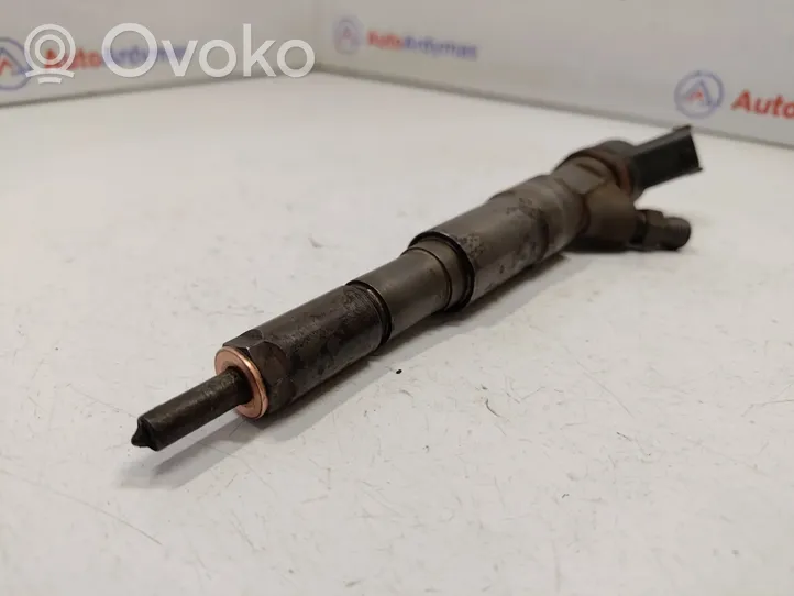 BMW 7 E38 Fuel injector 2354000