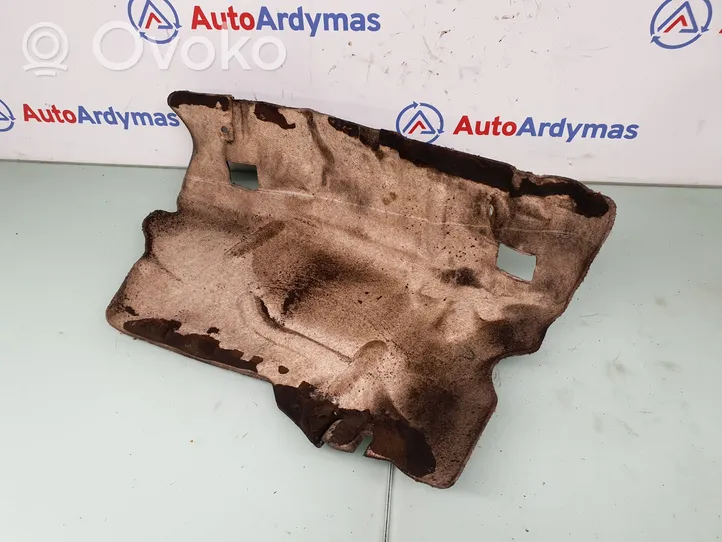 BMW 5 E60 E61 Kita variklio skyriaus detalė 7797411