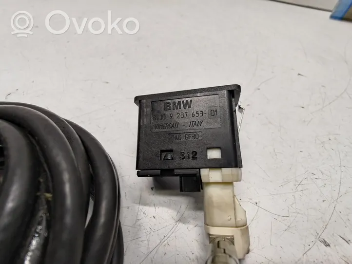 BMW X3 F25 Connettore plug in USB 9237653