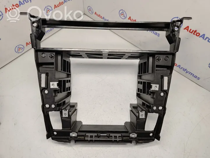 BMW 5 E60 E61 Kita panelės detalė 51456976403