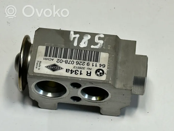 BMW 3 E92 E93 Air conditioning (A/C) expansion valve 9226078