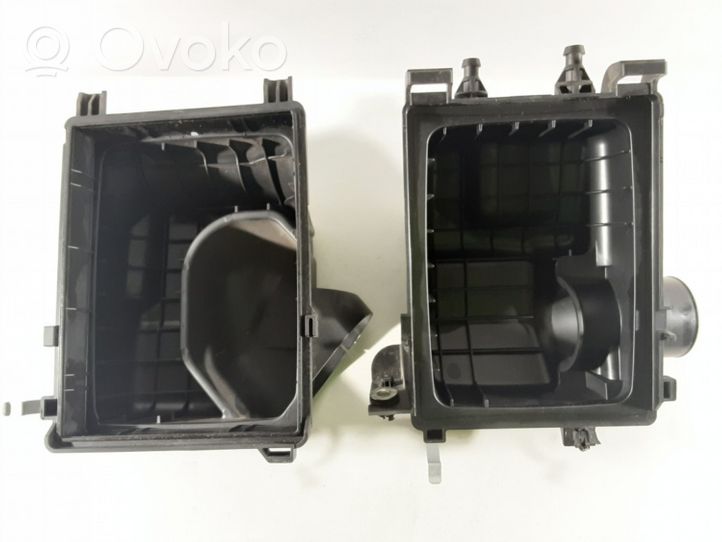 Nissan Juke I F15 Oro filtro dėžė 70390905