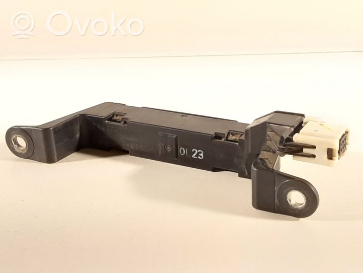 Toyota Prius (XW30) Antena systemu bezkluczykowego 8999730070