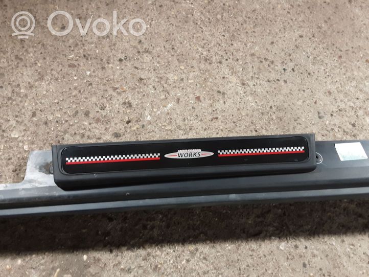 Mini Clubman F54 Sill 7348913