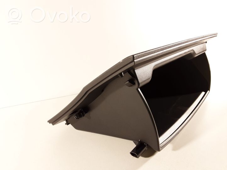 Toyota Verso Daiktadėžės (bordačioko) komplektas 555520F020