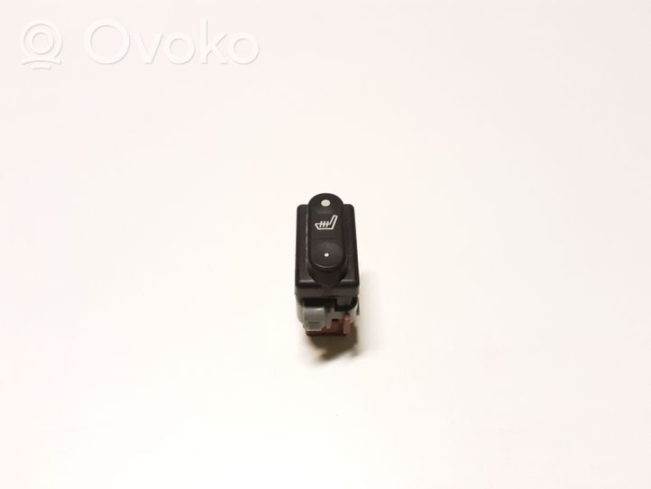 Nissan Qashqai Istuimen lämmityksen kytkin 2808202