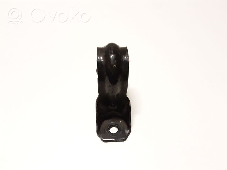 Nissan Qashqai Mocowanie stabilizatora osi przedniej 