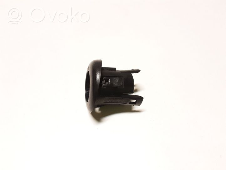 Land Rover Discovery 3 - LR3 Rear parking sensor holder (PDC) VTJ000110