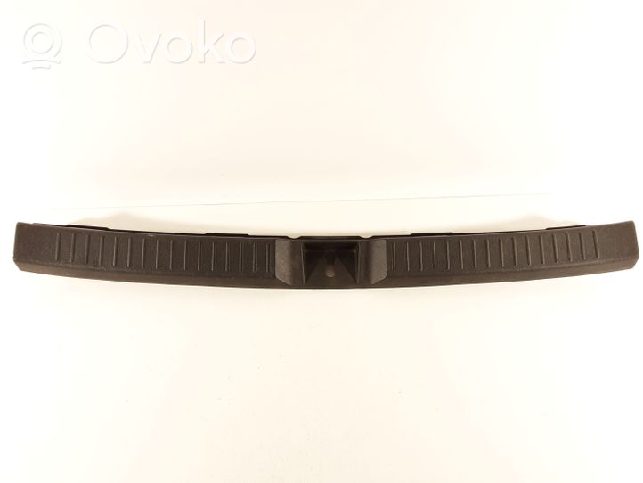 Toyota Corolla Verso AR10 Protection de seuil de coffre 647160F010