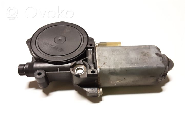 Land Rover Range Rover P38A Etuoven ikkunan nostomoottori 0130821318