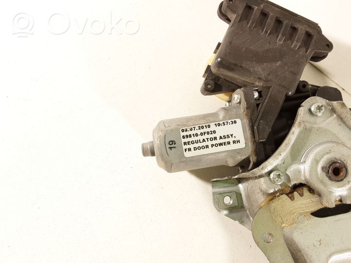 Toyota Verso Etuoven ikkunan nostin moottorilla 698100F020