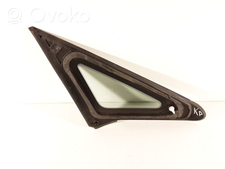 Mazda CX-7 Finestrino/vetro triangolo anteriore 43R005834