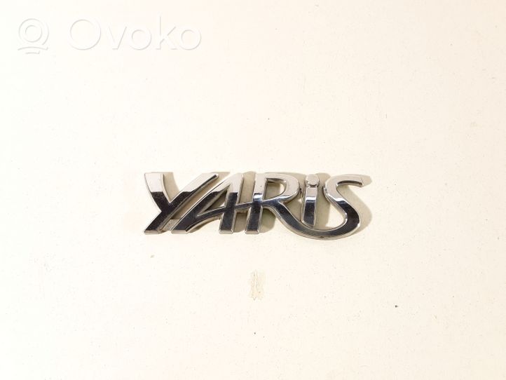 Toyota Yaris Logo, emblème de fabricant 