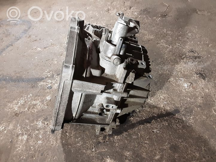 Opel Meriva B Manual 5 speed gearbox 55194293