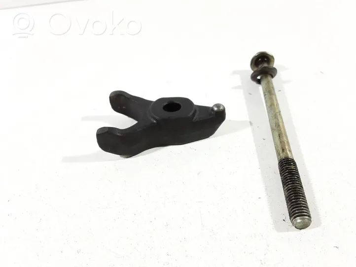 Toyota Corolla E120 E130 Support de pince d'injecteur de carburant 