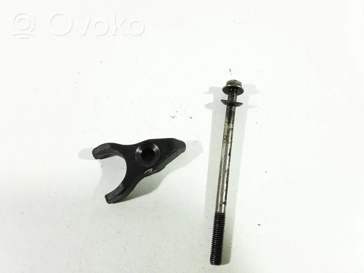 Toyota Corolla E120 E130 Support de pince d'injecteur de carburant 