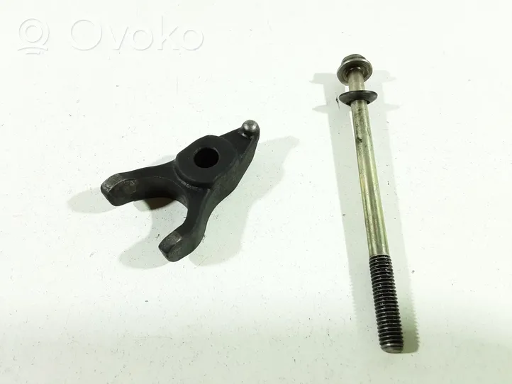 Toyota Corolla E120 E130 Support de pince d'injecteur de carburant 