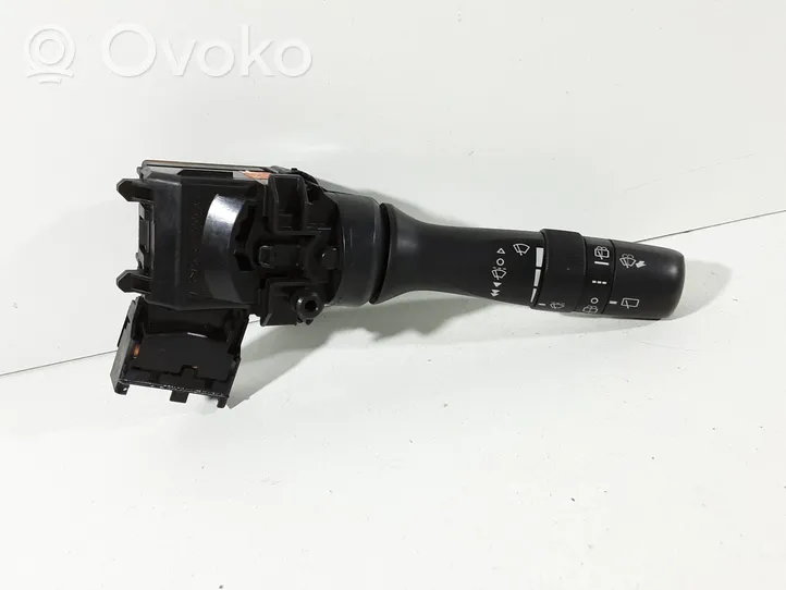 Toyota Auris 150 Leva comando tergicristalli 17F003