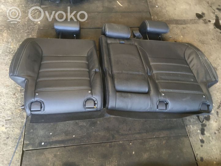 Renault Koleos I Rear seat 