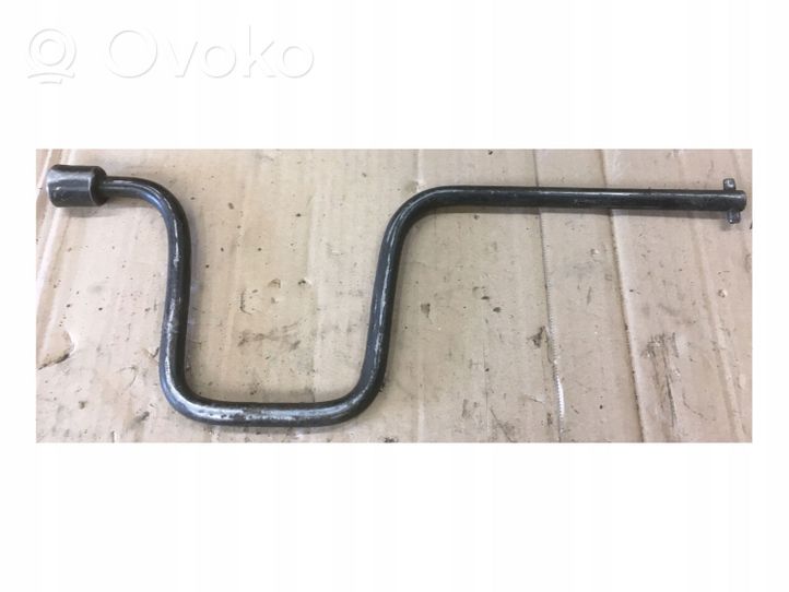 Volkswagen Transporter - Caravelle T5 Wheel nut wrench 