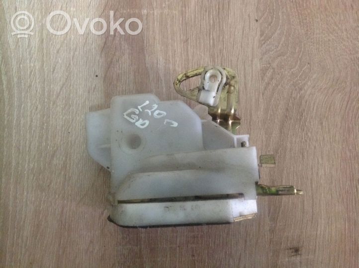 Mitsubishi L200 Rear door lock 