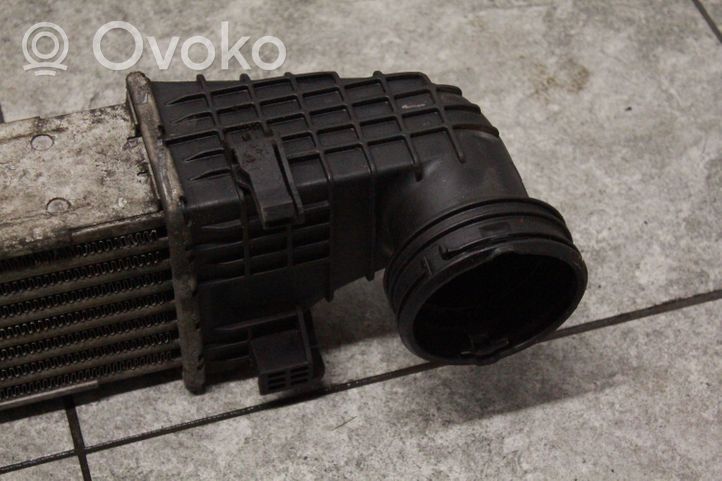 Mercedes-Benz CLS C219 Chłodnica powietrza doładowującego / Intercooler A2115002602