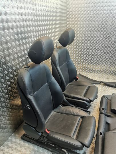 Mercedes-Benz E W213 Set interni 