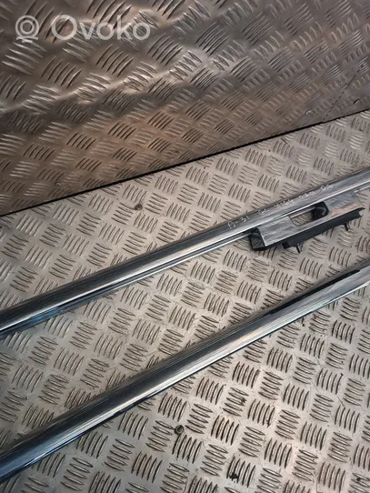 Mercedes-Benz GL X164 Barre trasversali porta tutto su “corna” A1646903380