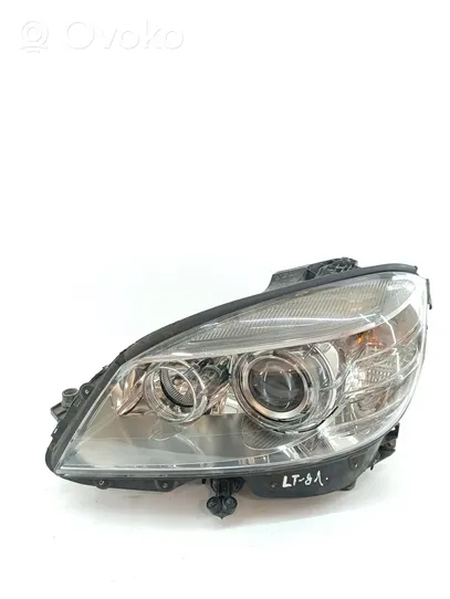 Mercedes-Benz C W204 Phare frontale A2048700326