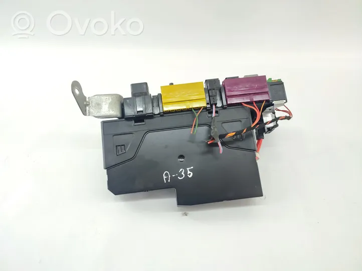 Mercedes-Benz E W212 Fuse box set A2129000004