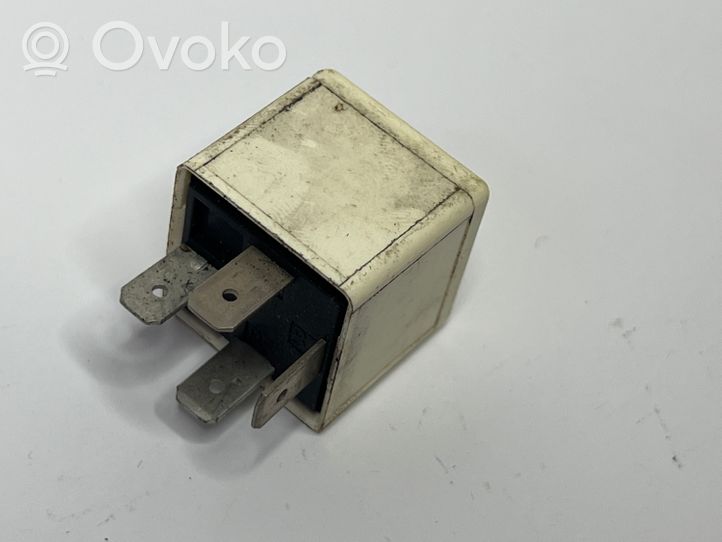 Ford Sierra Other relay 90GG13L028AA