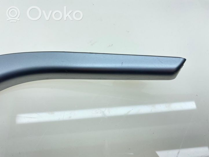 Subaru Legacy Radion/GPS-laitteen pääyksikön kehys 66077AG08A