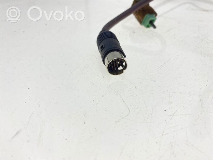 Subaru Outback Kabel do zmieniarki CD 